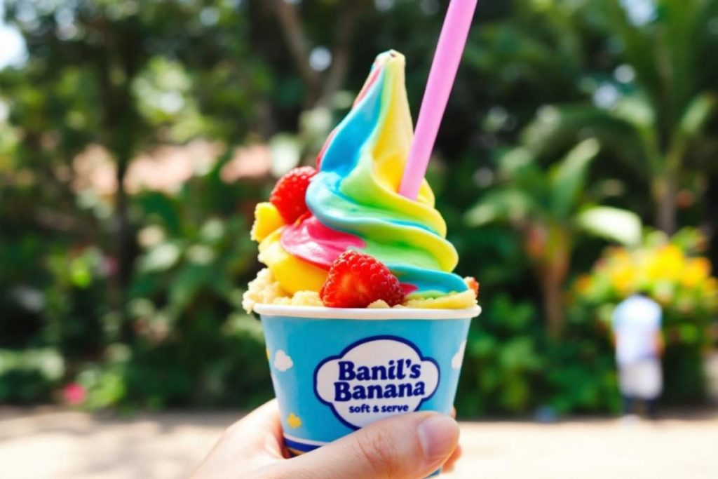 Cet été, tout le monde teste la glace minute à la banane : le dessert viral, plus sain et facile qu’une crème glacée.