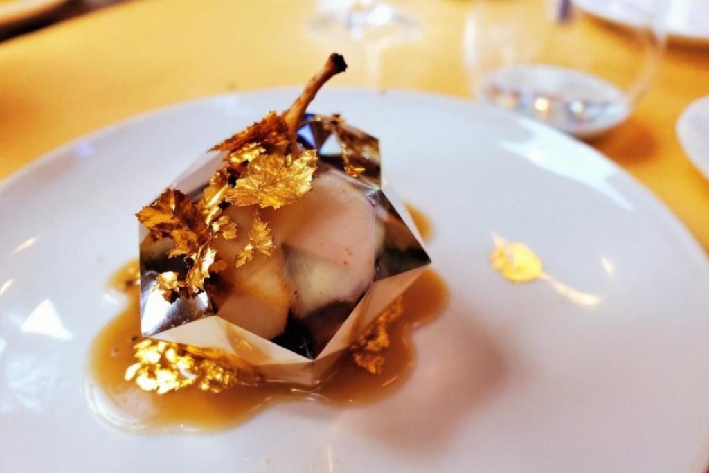 Plus sucré qu’une poire rôtie, plus tendre qu’un pain d’épices : un vrai bijou à savourer en novembre